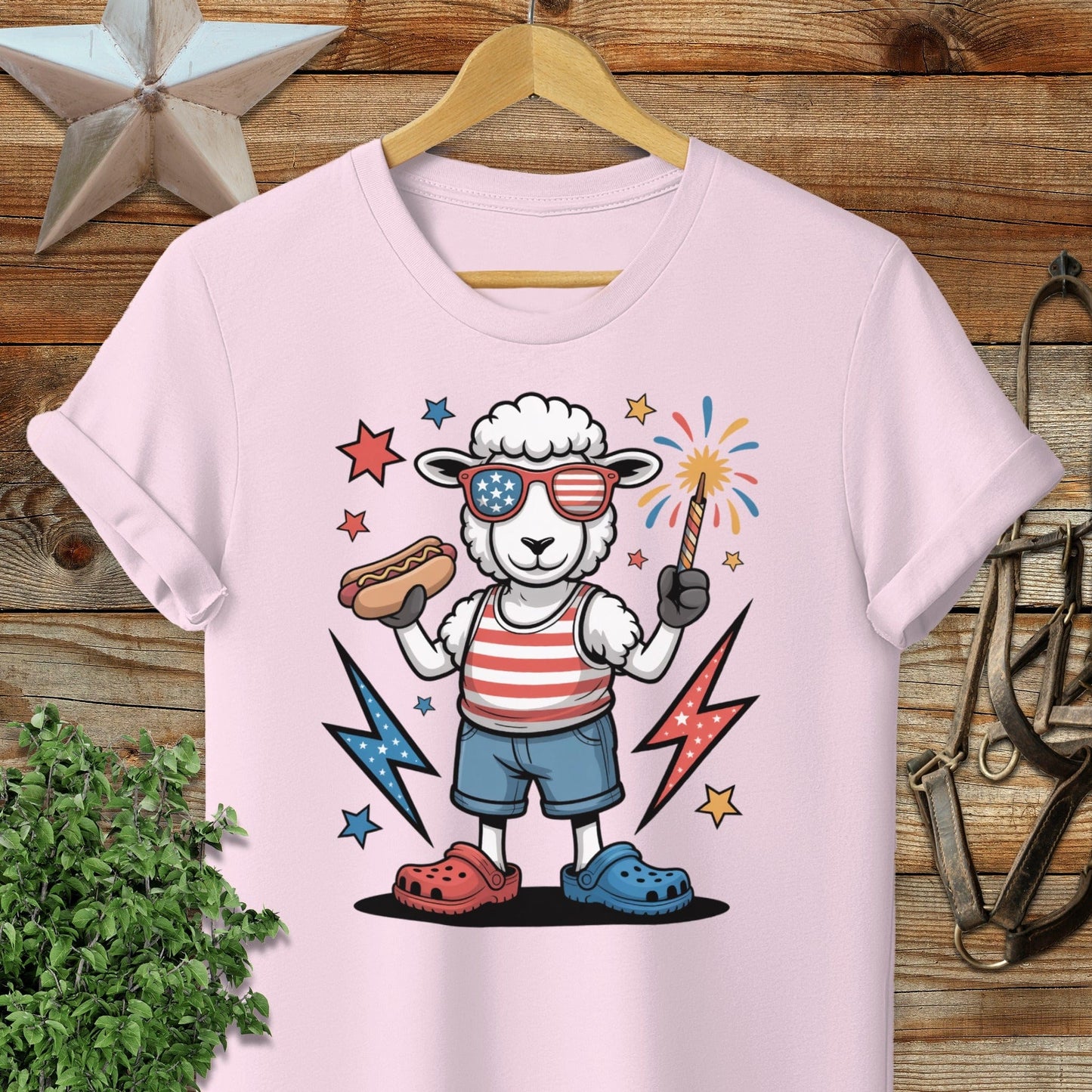 Physical Item S / Light Pink Festive 4th Sheep T-shirt