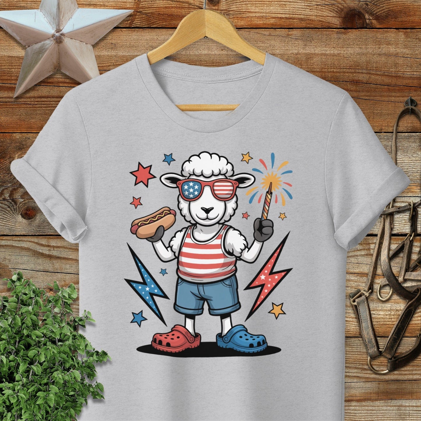 Physical Item S / Sport Grey Festive 4th Sheep T-shirt