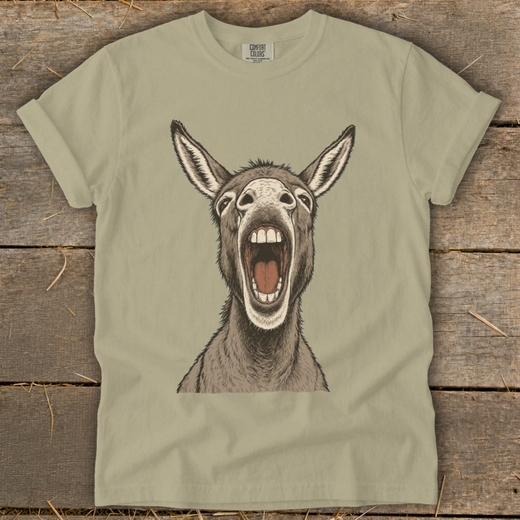 T-shirt with a drawing of a donkey with its mouth wide open.