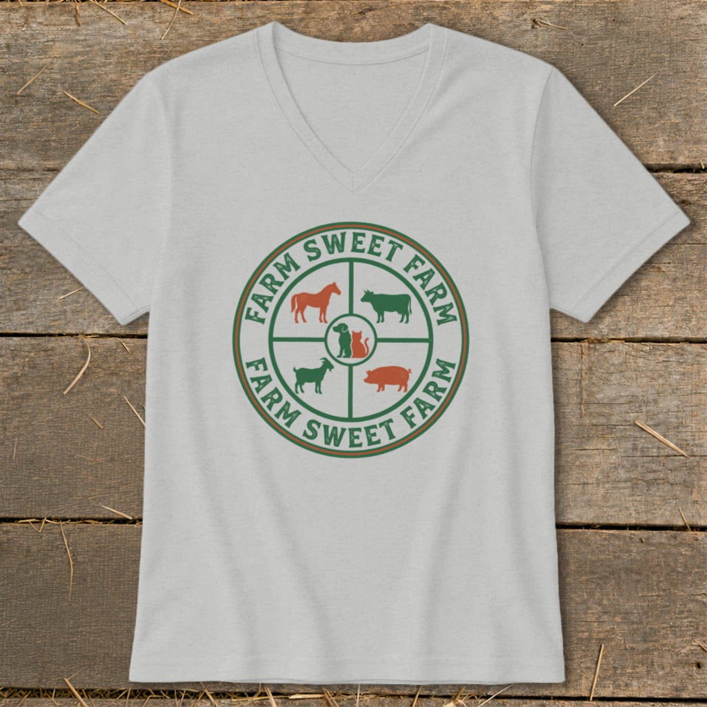 Light grey t-shirt with a circular farm animal logo and text "FARM SWEET FARM".