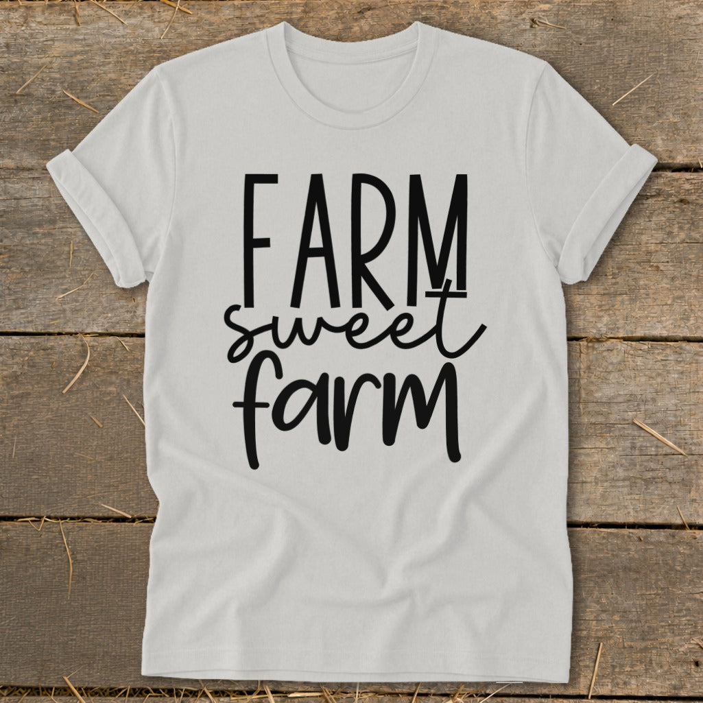 White t-shirt with black text reading "FARM sweet farm".