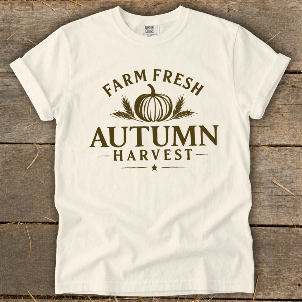 Cream t-shirt with "Farm Fresh Autumn Harvest" graphic and pumpkin design.