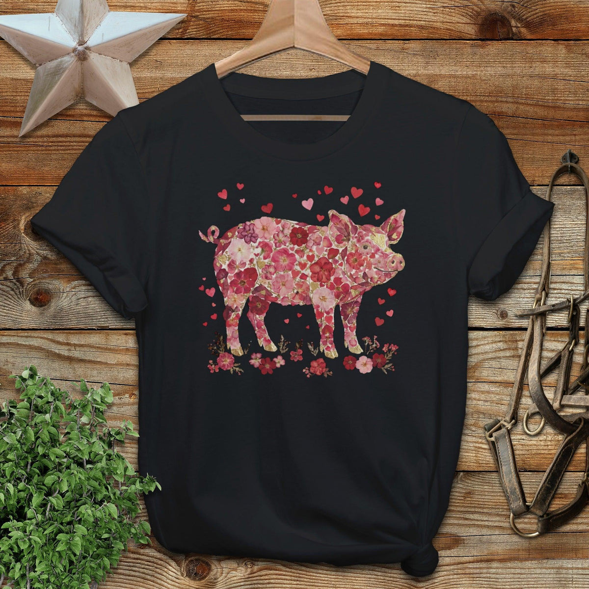 Flowers & Hearts - Pig Softstyle Tee