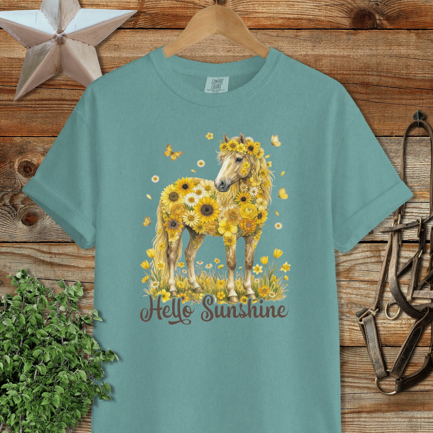 Hello Sunshine Horse Signature Tee