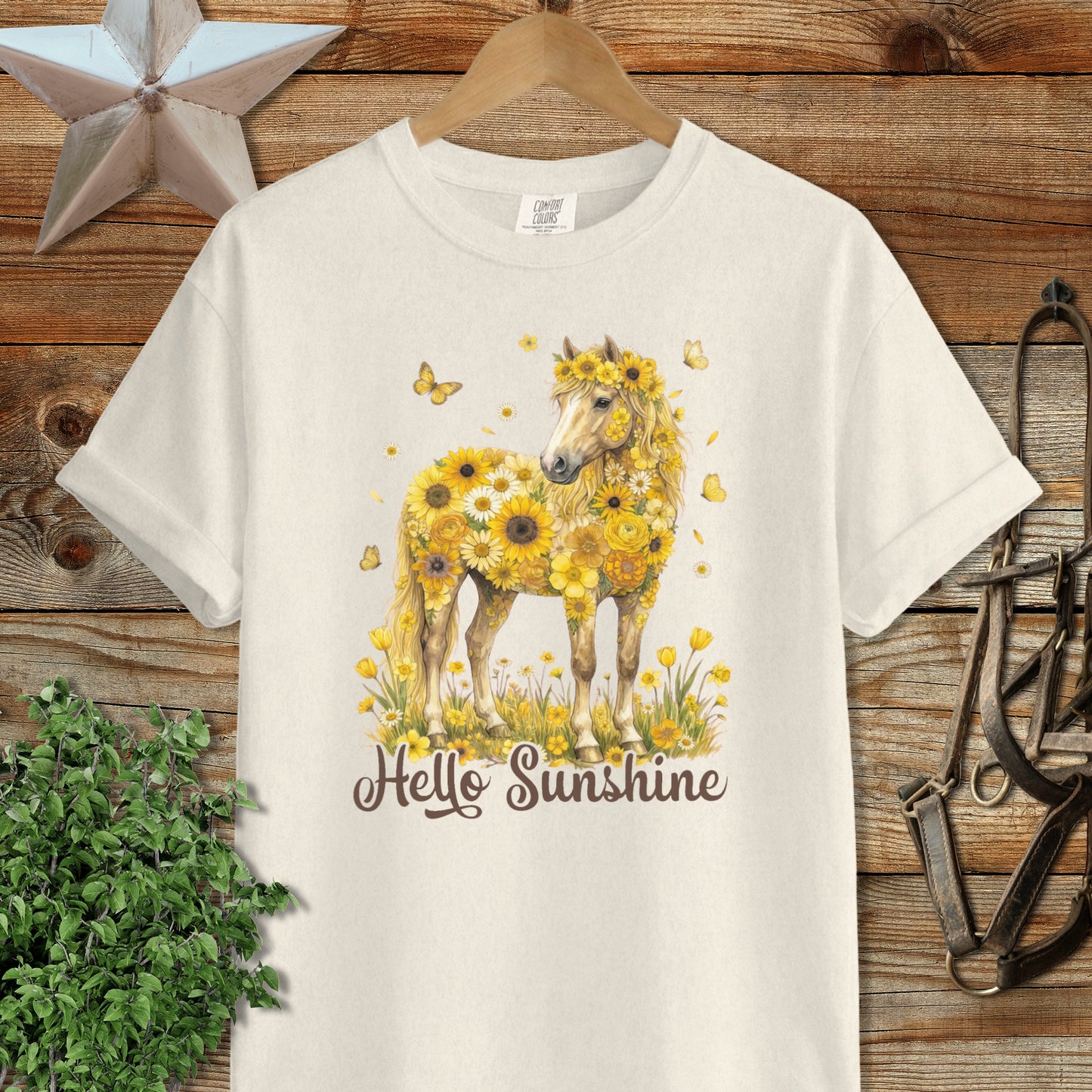 Hello Sunshine Horse Signature Tee
