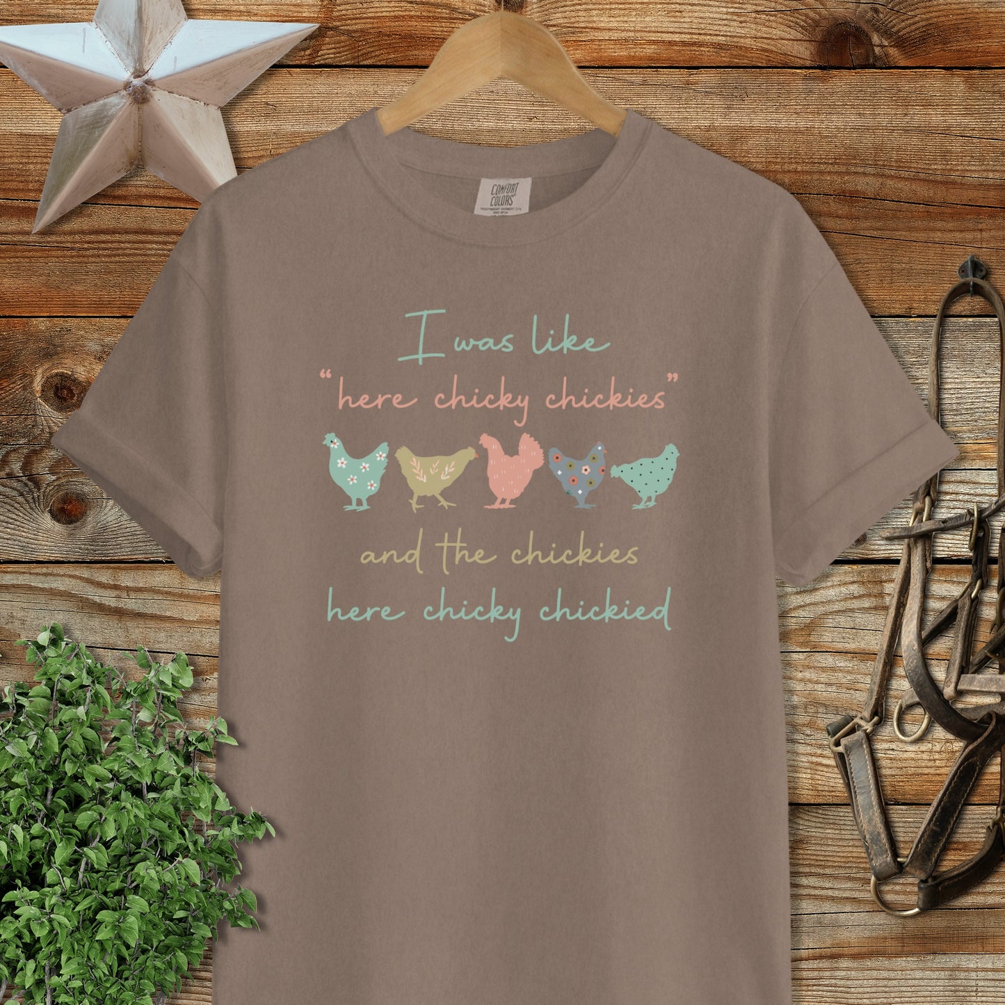 Here Chickie Signature Tee