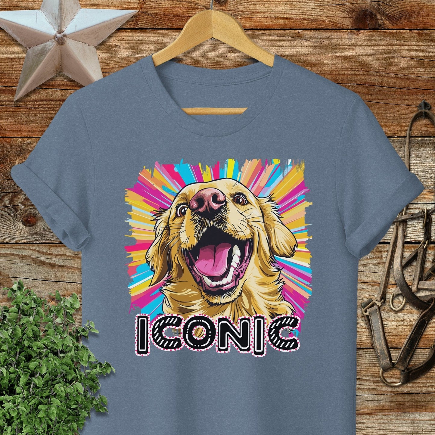 Iconic Golden Retriever T-shirt
