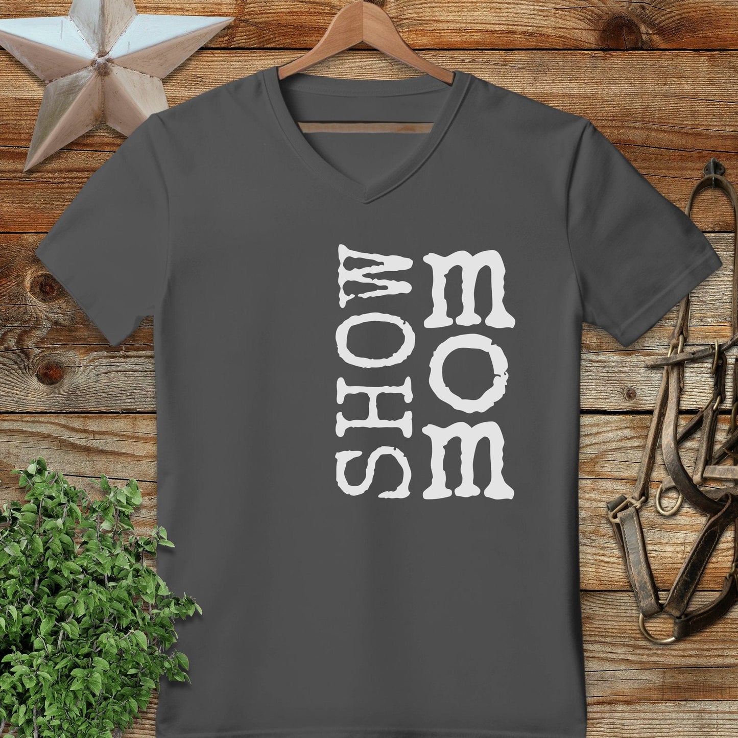 Show Mom V-neck