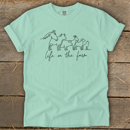 Simple Art Life on the Farm Signature Tee