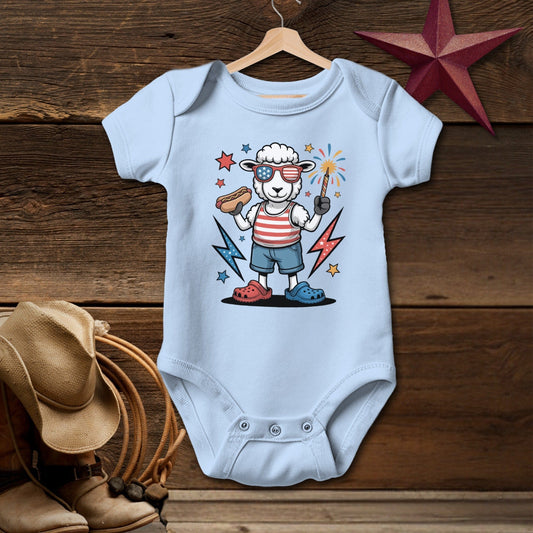 Baby Bodysuit Short Sleeve Light Blue / Newborn Festive 4th Sheep T-shirt (Baby)