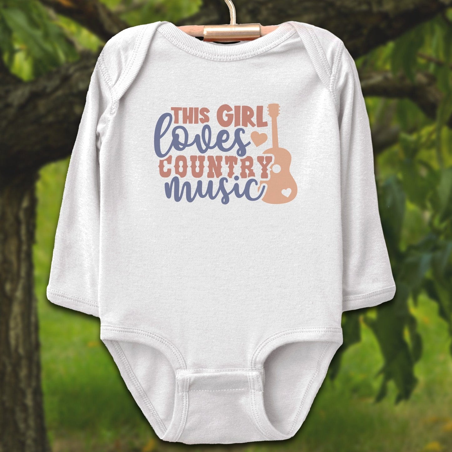 Baby Shirts Bodysuit Long Sleeve / Newborn / White This Girl Loves Country Music - Baby Shirt