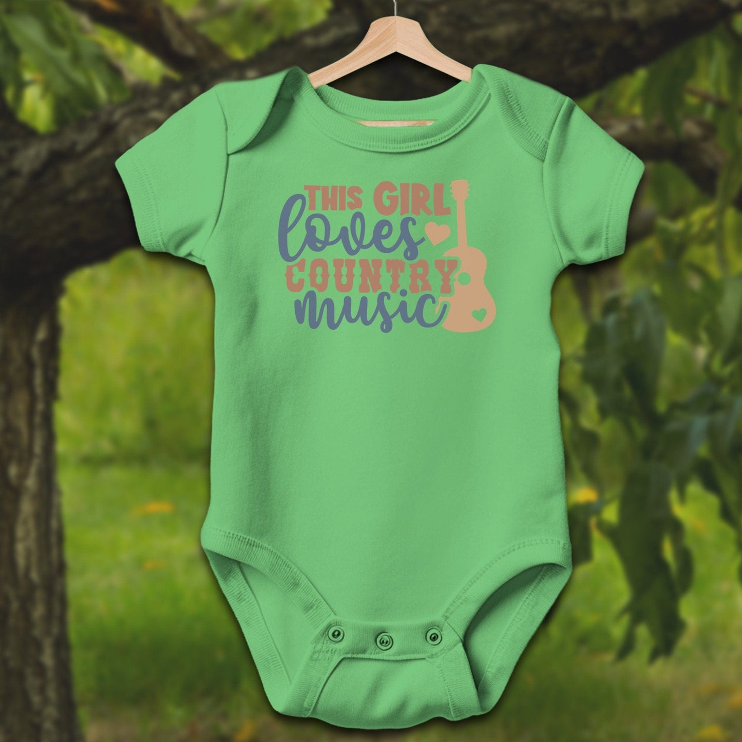 Baby Shirts Bodysuit Short Sleeve / Newborn / Apple This Girl Loves Country Music - Baby Shirt