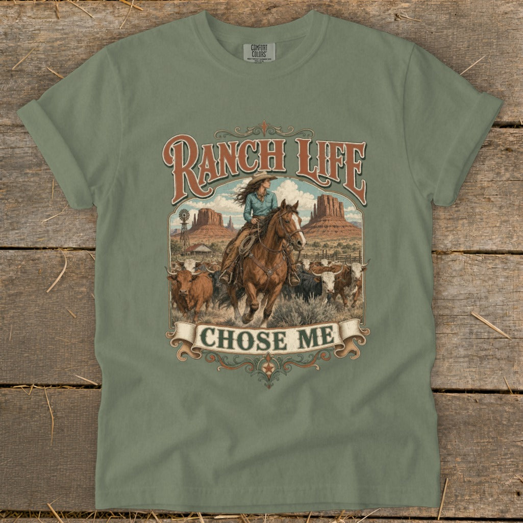 Ranch Life Chose Me graphic with a woman riding a horse and cattle.