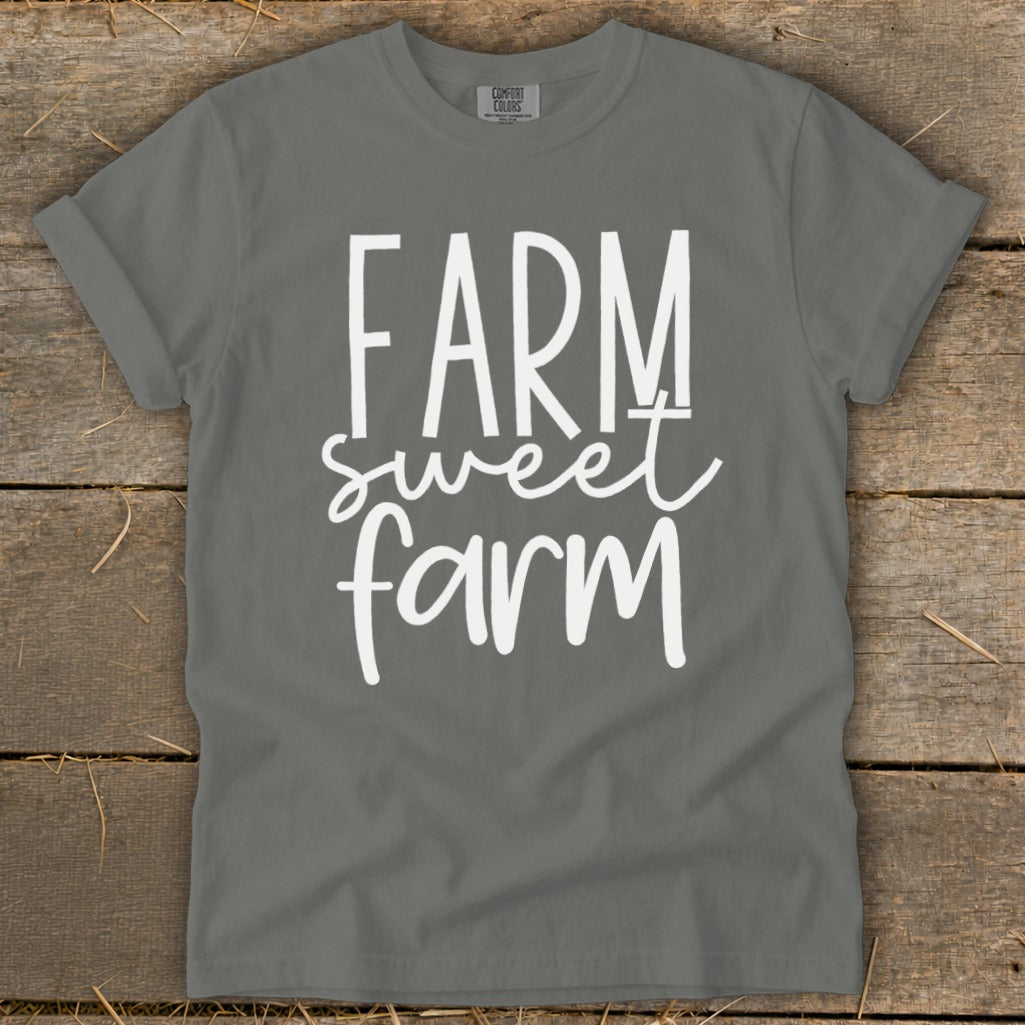 Grey t-shirt with white text reading "FARM sweet farm".