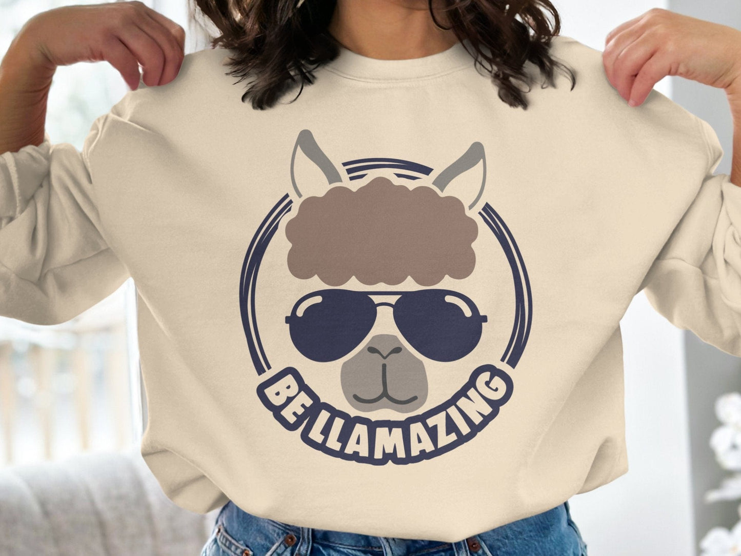 Ladies Shirt Be Llamazing Cool Alpaca Illustration Shirt